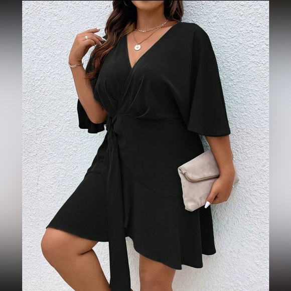 Plus solid Batwing Sleeve Ruffle Hem Mini Dress - Picture 4 of 9